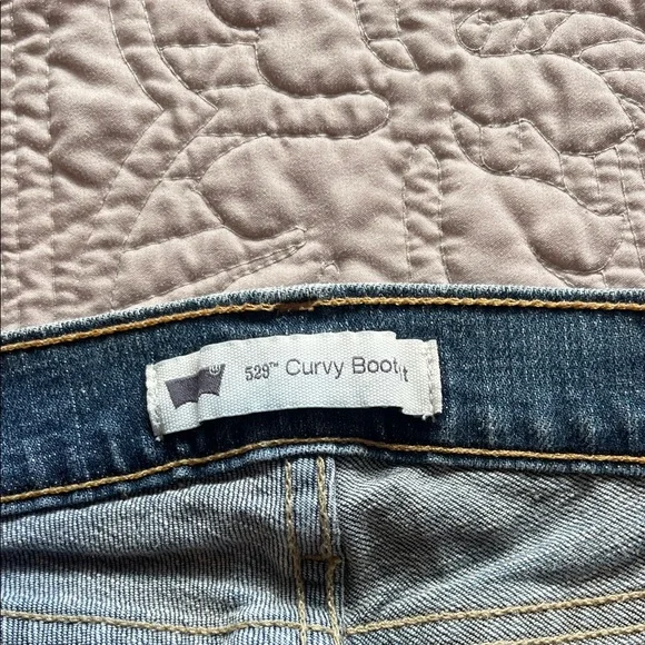 Levi's Women's 529 Curvy Bootcut Jeans - Denim Blue - Picture 2 of 5